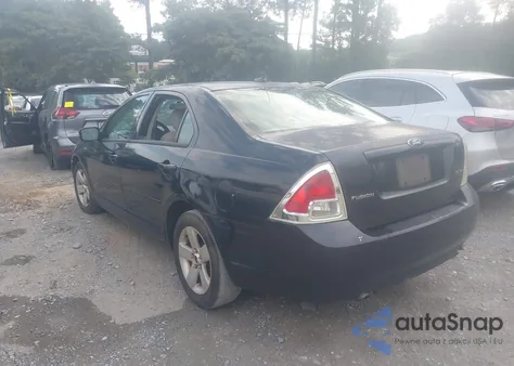2008 Ford Fusion Se z USA, uszkodzony, nr VIN 3FAHP07158R269755